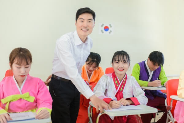 Teachers and assistants at Korean Language Teaching Center